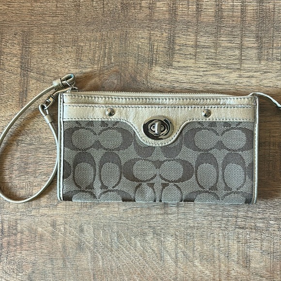 Y2K Coach Signature brown gold  Wallet Wristlet vintage - Picture 1 of 7